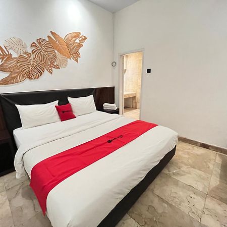 Reddoorz Near Kantor Walikota 마나도 외부 사진
